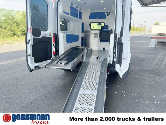 Ford Transit 2.2 TDCI 4x2, Krankentransporter - Mentőautó: 4 kép. Ford Transit 2.2 TDCI 4x2, Krankentransporter - Mentőautó: 4 kép.