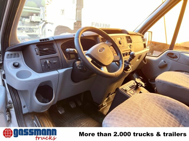 Ford Transit 2.2 TDCI 4x2, Krankentransporter - Mentőautó: 2 kép. Ford Transit 2.2 TDCI 4x2, Krankentransporter - Mentőautó: 2 kép.