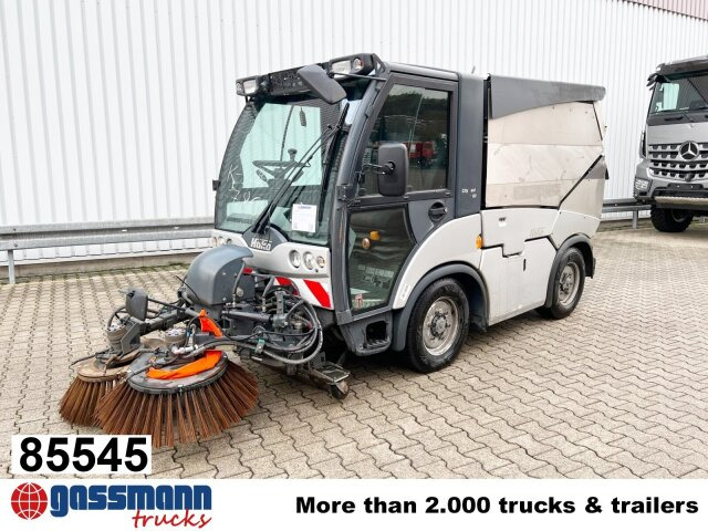 Hako Multicar Citymaster 2000 2B Kehrmaschine 4x2 - Utcaseprő gép: 1 kép. Hako Multicar Citymaster 2000 2B Kehrmaschine 4x2 - Utcaseprő gép: 1 kép.