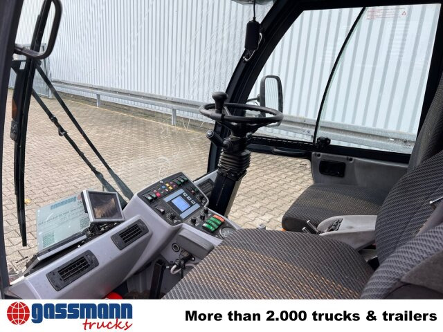 Hako Multicar Citymaster 2000 2B Kehrmaschine 4x2 - Utcaseprő gép: 3 kép. Hako Multicar Citymaster 2000 2B Kehrmaschine 4x2 - Utcaseprő gép: 3 kép.