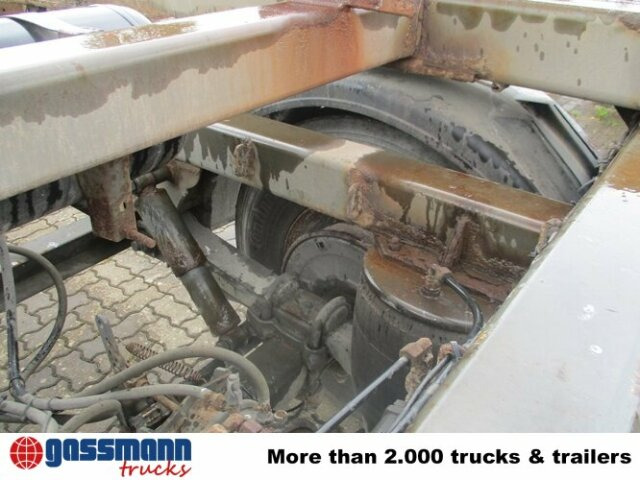 Hoffmann LCR 18.0/2 - Multiliftes/ Konténerszállító pótkocsi: 2 kép. Hoffmann LCR 18.0/2 - Multiliftes/ Konténerszállító pótkocsi: 2 kép.