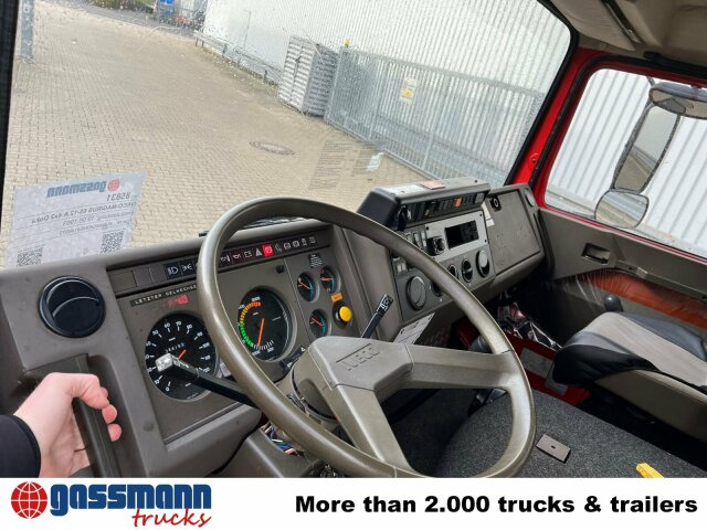 Iveco 65-12 A 4x2 Doka, LF 8 - Tűzoltóautó: 5 kép. Iveco 65-12 A 4x2 Doka, LF 8 - Tűzoltóautó: 5 kép.
