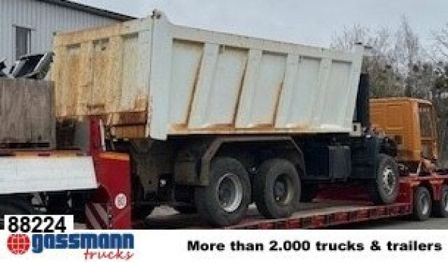 Iveco ASTRA HHD9 6x6, Cursor 13 - Dömper: 1 kép. Iveco ASTRA HHD9 6x6, Cursor 13 - Dömper: 1 kép.