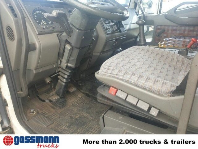 Iveco Euro Cargo ML 75E14 4x2 Getränkekoffer, - Dobozos felépítményű teherautó: 2 kép. Iveco Euro Cargo ML 75E14 4x2 Getränkekoffer, - Dobozos felépítményű teherautó: 2 kép.