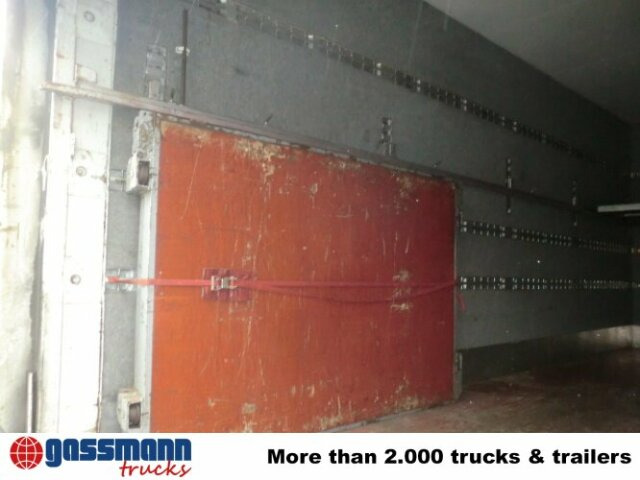 Iveco Euro Tech 190E40, Möbelkoffer, 49 cbm - Dobozos felépítményű teherautó: 4 kép. Iveco Euro Tech 190E40, Möbelkoffer, 49 cbm - Dobozos felépítményű teherautó: 4 kép.