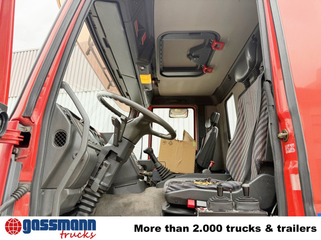 Iveco EuroTech 240E38 6x2-4, Lift-/Lenkachse, - Horgos rakodó teherautó, Darus autó: 3 kép. Iveco EuroTech 240E38 6x2-4, Lift-/Lenkachse, - Horgos rakodó teherautó, Darus autó: 3 kép.