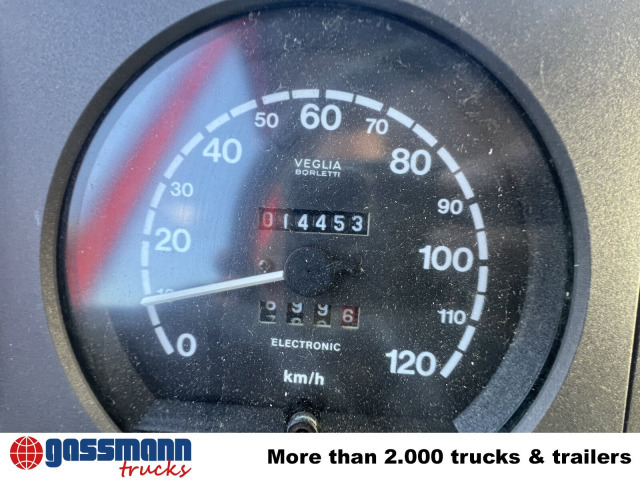 Iveco FF 95 E 18 WR 4x4, 6000l Wassertank - Tartályos teherautó: 5 kép. Iveco FF 95 E 18 WR 4x4, 6000l Wassertank - Tartályos teherautó: 5 kép.