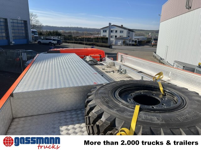 Iveco FF 95 E 18 WR 4x4, RW1, EuroFire - Tűzoltóautó: 3 kép. Iveco FF 95 E 18 WR 4x4, RW1, EuroFire - Tűzoltóautó: 3 kép.