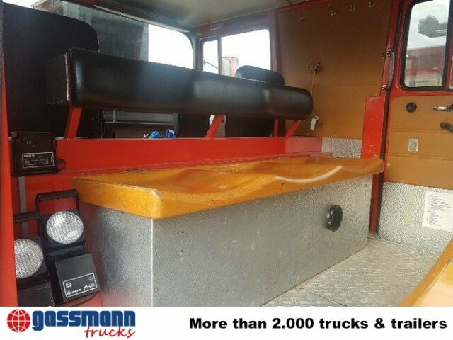 Iveco FM 170 D 11 FA LF 16 TS 4x4, Feuerwehr - Tűzoltóautó: 4 kép. Iveco FM 170 D 11 FA LF 16 TS 4x4, Feuerwehr - Tűzoltóautó: 4 kép.