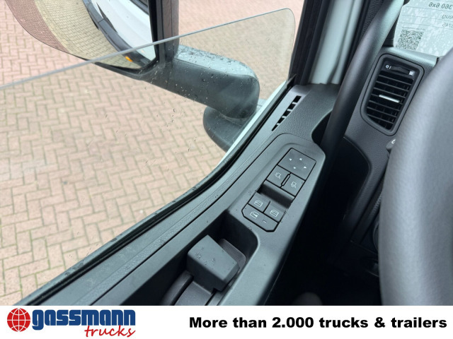 Iveco T-Way 360 6x6, Nebenantrieb - Alvaz teherautó: 5 kép. Iveco T-Way 360 6x6, Nebenantrieb - Alvaz teherautó: 5 kép.