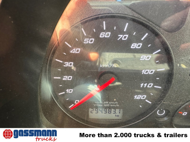 Iveco X-Way AD260X46Z 6x4, Bordmatik - Billenőplatós teherautó: 5 kép. Iveco X-Way AD260X46Z 6x4, Bordmatik - Billenőplatós teherautó: 5 kép.