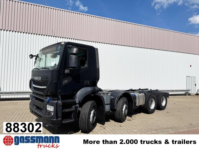 Iveco X-Way AD360X40Z/P 8x4 - Alvaz teherautó: 1 kép. Iveco X-Way AD360X40Z/P 8x4 - Alvaz teherautó: 1 kép.
