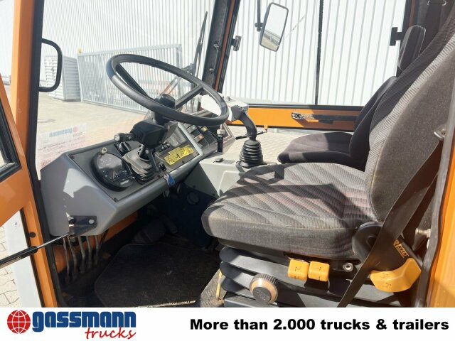 KIEFER HY 1251 / 4x4 Bokimobil, Winterdienst - Utcaseprő gép: 5 kép. KIEFER HY 1251 / 4x4 Bokimobil, Winterdienst - Utcaseprő gép: 5 kép.