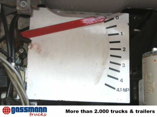 KSE 414 - Szippantós autó: 5 kép. KSE 414 - Szippantós autó: 5 kép.