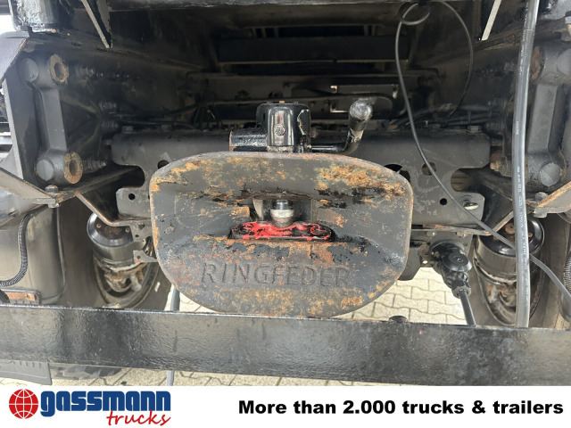 Unimog U500 4x4 405/40 mit Heckkran Hiab 077-1 HiDuo, - Kisteherautó: 4 kép. Unimog U500 4x4 405/40 mit Heckkran Hiab 077-1 HiDuo, - Kisteherautó: 4 kép.