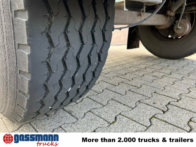 Krone AZP 18 - Platós pótkocsi: 5 kép. Krone AZP 18 - Platós pótkocsi: 5 kép.