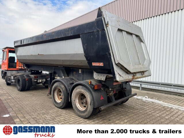 Langendorf SKA-HS 18/27, Stahlmulde ca. 24m³ - Félpótkocsi billenőplatós: 5 kép. Langendorf SKA-HS 18/27, Stahlmulde ca. 24m³ - Félpótkocsi billenőplatós: 5 kép.