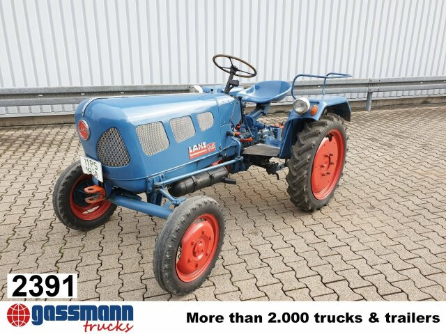 Lanz D 1106 Bulli Schlepper - Traktor: 1 kép. Lanz D 1106 Bulli Schlepper - Traktor: 1 kép.