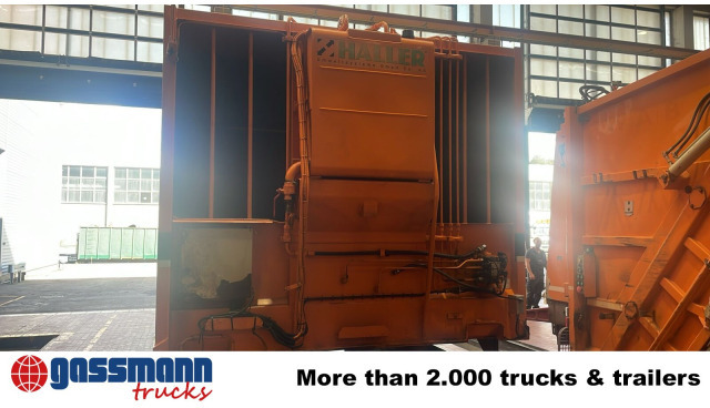 M21X2C mit Zöller Schüttung - Horgos rakodó teherautó: 4 kép. M21X2C mit Zöller Schüttung - Horgos rakodó teherautó: 4 kép.