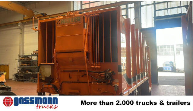 M21X2C mit Zöller Schüttung - Horgos rakodó teherautó: 5 kép. M21X2C mit Zöller Schüttung - Horgos rakodó teherautó: 5 kép.