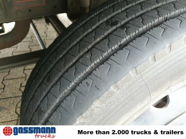 MAN 10.224 LC 4x2 BB Doka, TLF 16/12, 6-Zylinder - Tűzoltóautó: 3 kép. MAN 10.224 LC 4x2 BB Doka, TLF 16/12, 6-Zylinder - Tűzoltóautó: 3 kép.