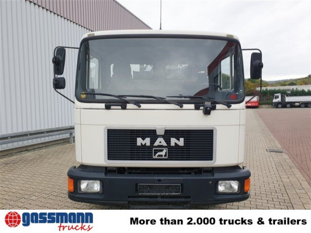 MAN 14.152 F 4x2 BB mit Kran Hiab 060-2 - Horgos rakodó teherautó, Darus autó: 3 kép. MAN 14.152 F 4x2 BB mit Kran Hiab 060-2 - Horgos rakodó teherautó, Darus autó: 3 kép.