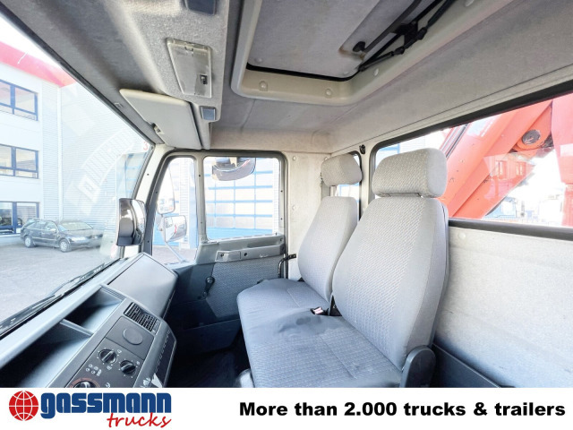 MAN 14.224 LAC 4x4 BB mit Kran Atlas 100.1 - Platós teherautó, Darus autó: 4 kép. MAN 14.224 LAC 4x4 BB mit Kran Atlas 100.1 - Platós teherautó, Darus autó: 4 kép.