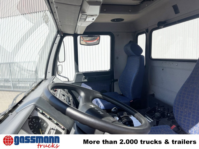 MAN 25/18.284 6x2-4 LL,Kran HMF 1113 K3, Funk, - Horgos rakodó teherautó, Darus autó: 5 kép. MAN 25/18.284 6x2-4 LL,Kran HMF 1113 K3, Funk, - Horgos rakodó teherautó, Darus autó: 5 kép.