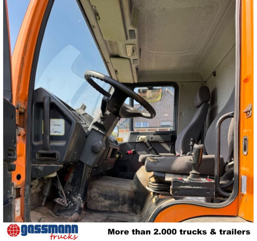 MAN LE 18.280 4x2 LL, 6-Zylinder, - Horgos rakodó teherautó: 5 kép. MAN LE 18.280 4x2 LL, 6-Zylinder, - Horgos rakodó teherautó: 5 kép.