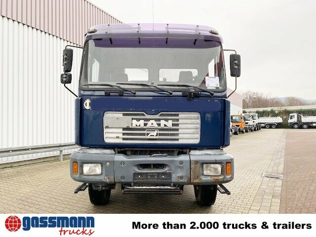 MAN T40 26.364/414 6x4, 6-Zylinder - Alvaz teherautó: 4 kép. MAN T40 26.364/414 6x4, 6-Zylinder - Alvaz teherautó: 4 kép.