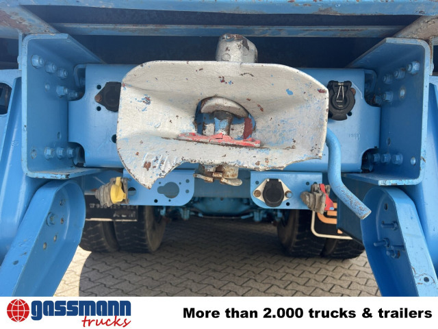 MAN TGA 26.310 6X6 BB mit Kran HMF 1253-K4, Funk - Platós teherautó, Darus autó: 2 kép. MAN TGA 26.310 6X6 BB mit Kran HMF 1253-K4, Funk - Platós teherautó, Darus autó: 2 kép.