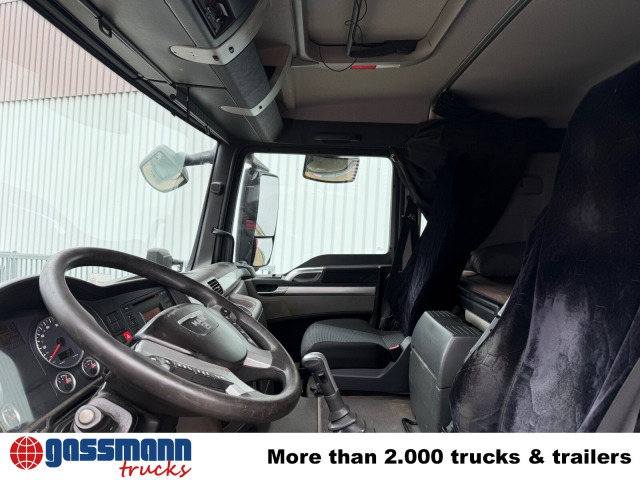 MAN TGA 26.400 6x6 BB, Winterdienstausstattung - Billenőplatós teherautó: 4 kép. MAN TGA 26.400 6x6 BB, Winterdienstausstattung - Billenőplatós teherautó: 4 kép.