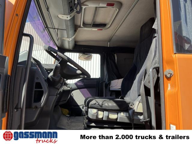 MAN TGA 26.430 6X4 BL - Aszfaltozó gép, Aszfaltozó gép: 3 kép. MAN TGA 26.430 6X4 BL - Aszfaltozó gép, Aszfaltozó gép: 3 kép.