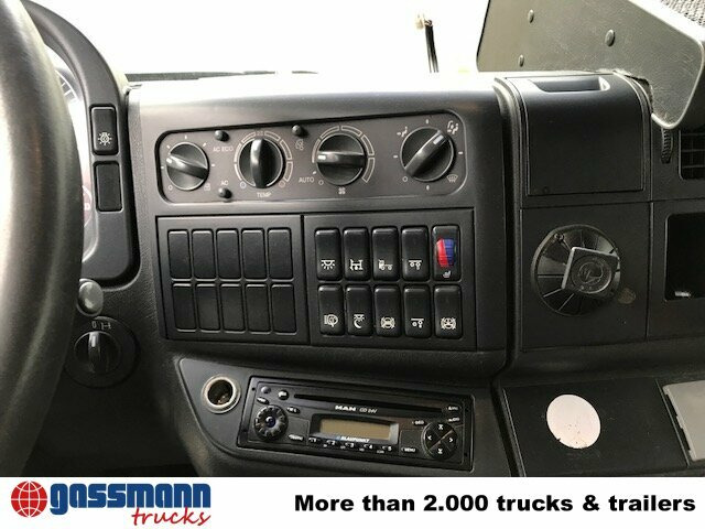 MAN TGA 26.440 6x2-2BL - Alvaz teherautó: 5 kép. MAN TGA 26.440 6x2-2BL - Alvaz teherautó: 5 kép.