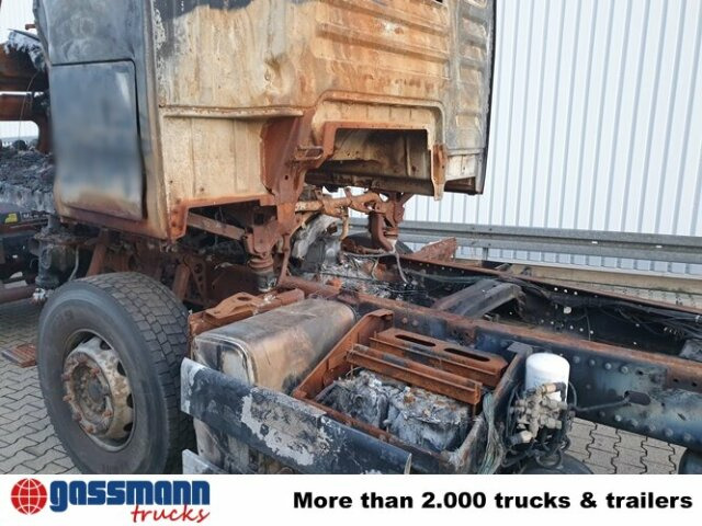 MAN TGA 26.440 6x2 BL Brandschaden - Alvaz teherautó: 3 kép. MAN TGA 26.440 6x2 BL Brandschaden - Alvaz teherautó: 3 kép.