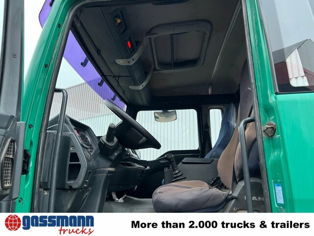 MAN TGA 26.463 6x4 BB - Horgos rakodó teherautó: 2 kép. MAN TGA 26.463 6x4 BB - Horgos rakodó teherautó: 2 kép.