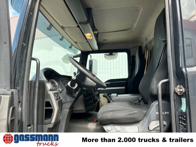 MAN TGL 12.220 4X2 BL mit MBB LBW 1500K - Dobozos felépítményű teherautó: 3 kép. MAN TGL 12.220 4X2 BL mit MBB LBW 1500K - Dobozos felépítményű teherautó: 3 kép.