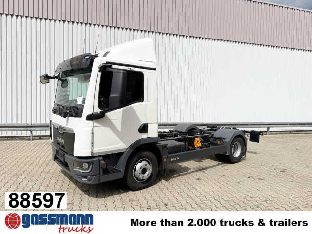 MAN TGL 12.250 4x2 BL CH, 6-Zylinder - Alvaz teherautó: 1 kép. MAN TGL 12.250 4x2 BL CH, 6-Zylinder - Alvaz teherautó: 1 kép.