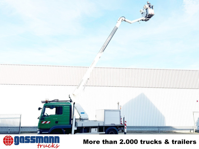 MAN TGL 8.180 4X2 BB, EEV, Blumenbecker - Emelőkosaras teherautó: 3 kép. MAN TGL 8.180 4X2 BB, EEV, Blumenbecker - Emelőkosaras teherautó: 3 kép.