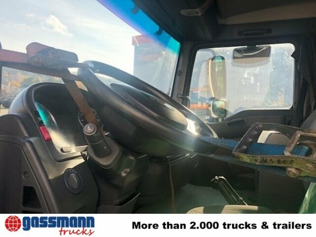 MAN TGL 8.210 BL 4x2 mit LBW, Motorschaden! - Platós teherautó: 5 kép. MAN TGL 8.210 BL 4x2 mit LBW, Motorschaden! - Platós teherautó: 5 kép.