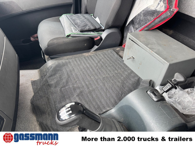 MAN TGM 15.250 4x2 LL, Getränkekoffer, Navi - Dobozos felépítményű teherautó: 4 kép. MAN TGM 15.250 4x2 LL, Getränkekoffer, Navi - Dobozos felépítményű teherautó: 4 kép.