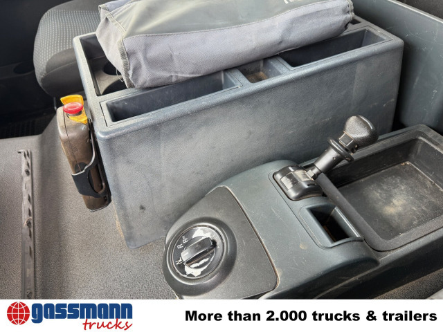 MAN TGM 15.250 4x2 LL, Tele-Absetzer - Konténerszállító: 5 kép. MAN TGM 15.250 4x2 LL, Tele-Absetzer - Konténerszállító: 5 kép.