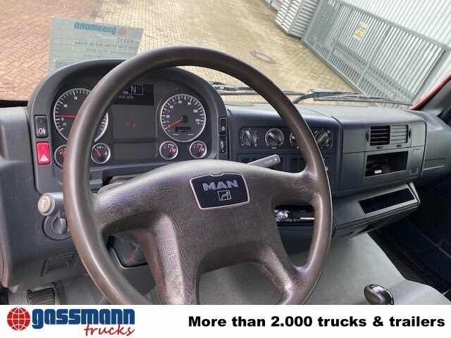 MAN TGM 18.280 4x2 BL Doka - Horgos rakodó teherautó: 3 kép. MAN TGM 18.280 4x2 BL Doka - Horgos rakodó teherautó: 3 kép.