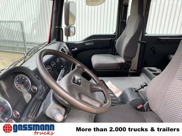 MAN TGM 18.280 4x2 BL Doka - Horgos rakodó teherautó: 2 kép. MAN TGM 18.280 4x2 BL Doka - Horgos rakodó teherautó: 2 kép.