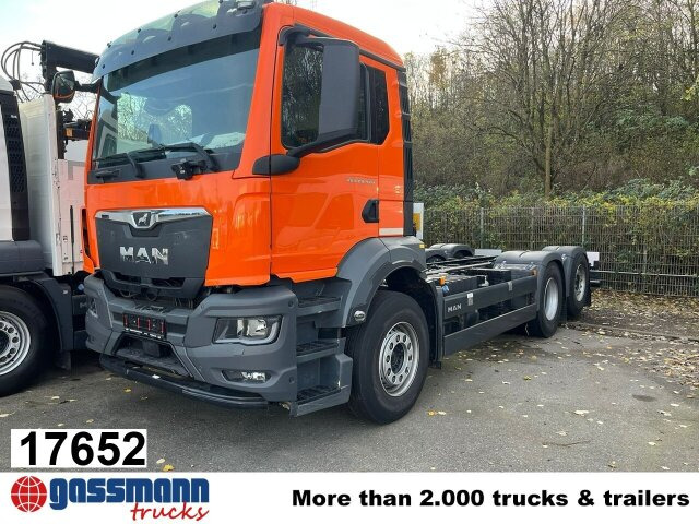 MAN TGS 26.470 6x2-4 BL CH, Lenk-/Liftachse, NMV - Alvaz teherautó: 1 kép. MAN TGS 26.470 6x2-4 BL CH, Lenk-/Liftachse, NMV - Alvaz teherautó: 1 kép.