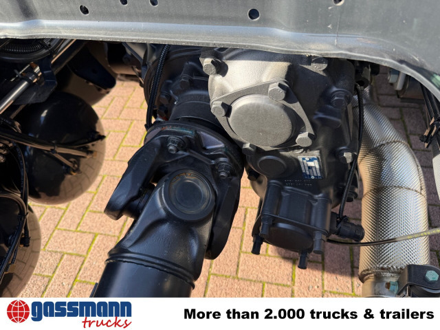 MAN TGS 33.480 6x4 BL CH - Horgos rakodó teherautó: 2 kép. MAN TGS 33.480 6x4 BL CH - Horgos rakodó teherautó: 2 kép.