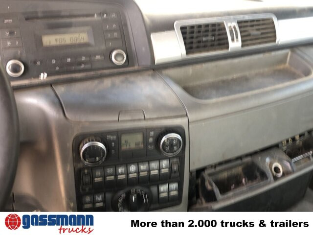 MAN TGS 41.480 8X8 BB, Bender Stahlmulde ca. 18m³, - Alvaz teherautó: 5 kép. MAN TGS 41.480 8X8 BB, Bender Stahlmulde ca. 18m³, - Alvaz teherautó: 5 kép.