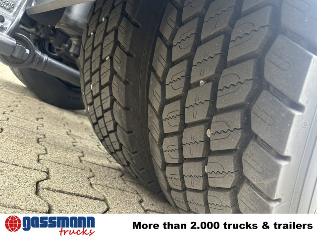 MAN TGX 18.360 4X2 LL, Fahrschule - Cserefelépítményes teherautó: 2 kép. MAN TGX 18.360 4X2 LL, Fahrschule - Cserefelépítményes teherautó: 2 kép.