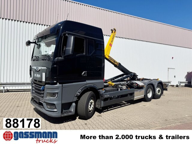 MAN TGX 26.510 6X2-4 LL, Lenk-/Liftachse, Funk - Horgos rakodó teherautó: 1 kép. MAN TGX 26.510 6X2-4 LL, Lenk-/Liftachse, Funk - Horgos rakodó teherautó: 1 kép.