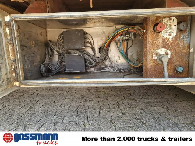 MED TRIDEX JTS, Lenkachse - Platós félpótkocsi: 3 kép. MED TRIDEX JTS, Lenkachse - Platós félpótkocsi: 3 kép.